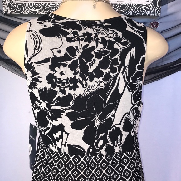 🎁 Karen Kane Dress NWT Size Med ❤️ - Picture 4 of 6
